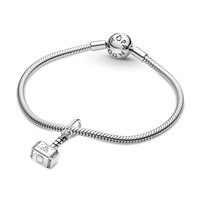 Charm Pandora Donna Marvel, Avengers in Argento 790483C01 - 790483C01